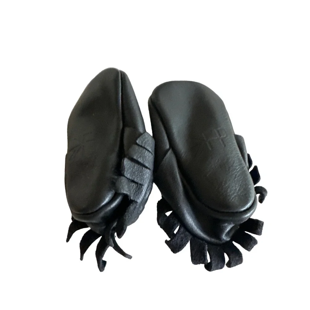 Freshly Picked Moccasins Black Leather Fringe‎ Soft Sole Baby Shoes Size 1
